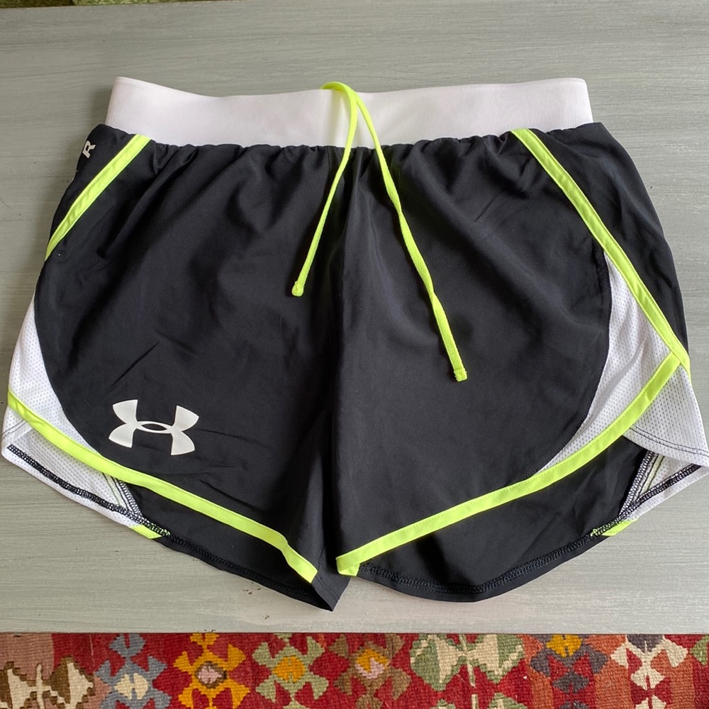 NWOT- Under Armour running shorts